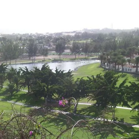 Bungalow En Campo De Golf
