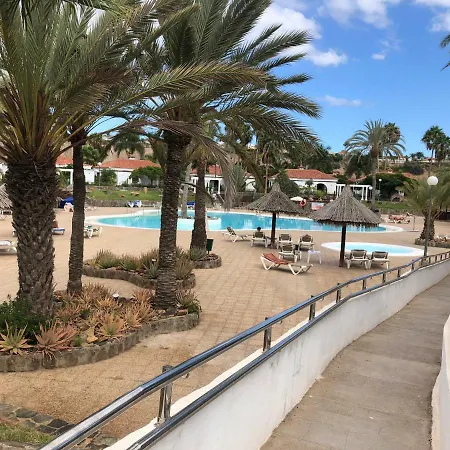 Bungalow En Campo De Golf *